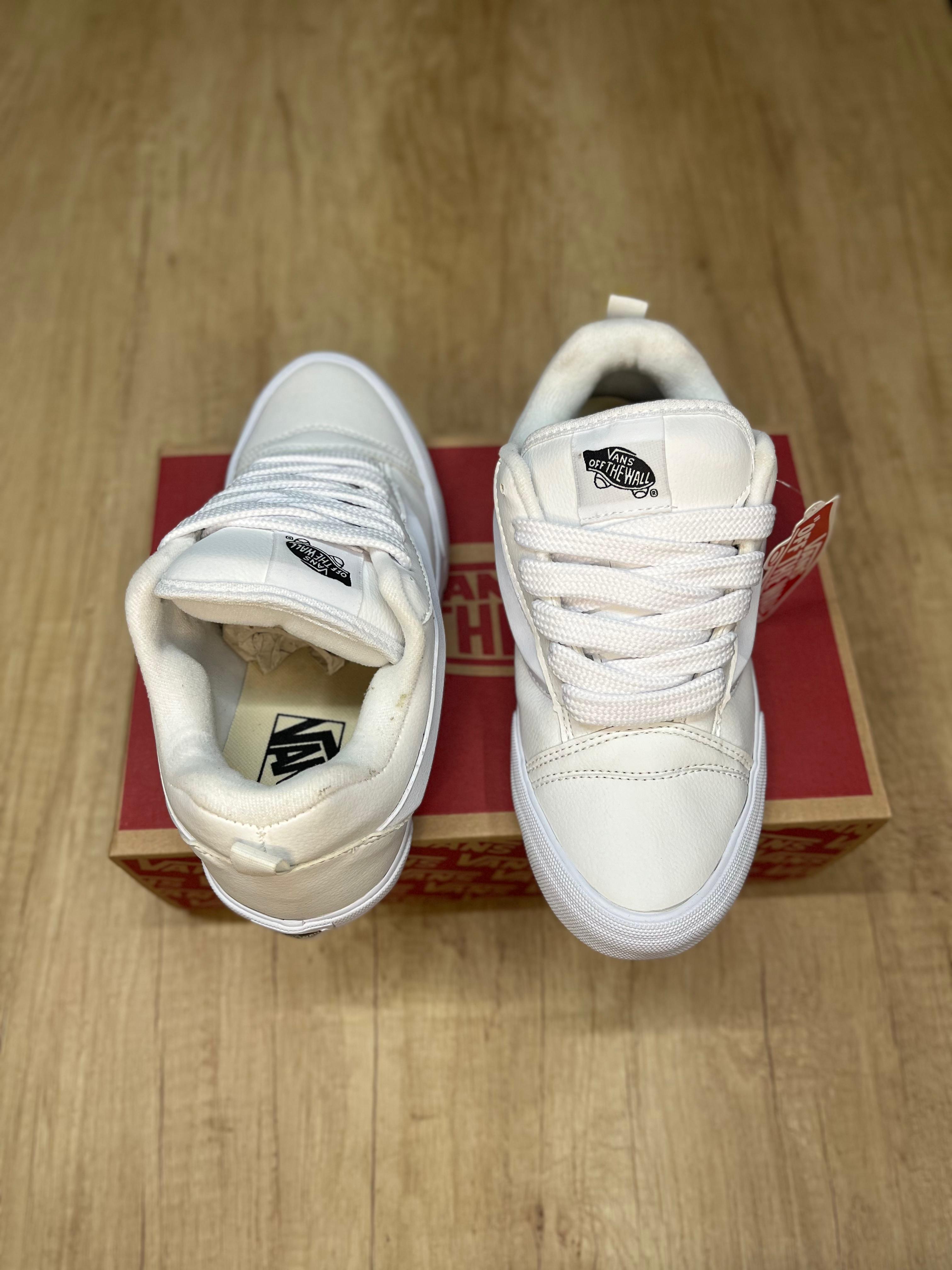 Vans KNU