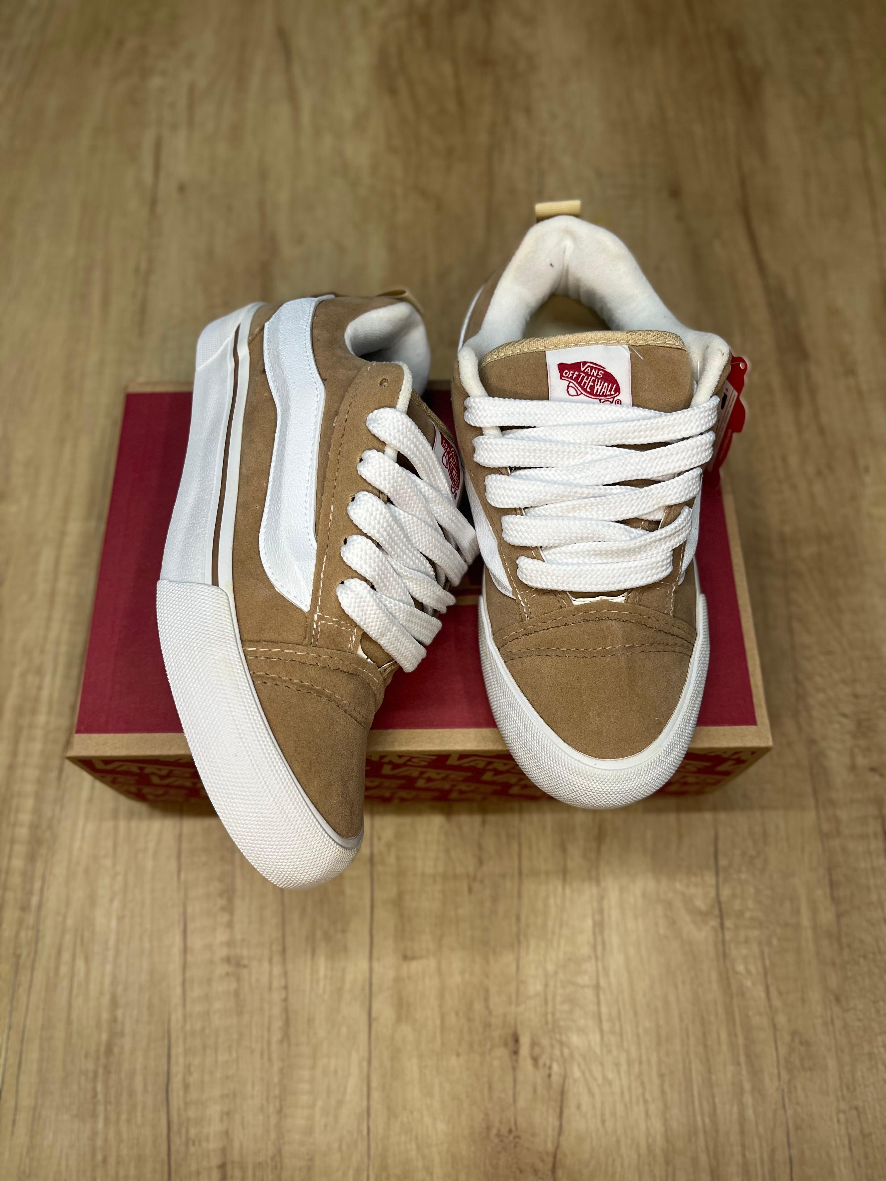 Vans KNU