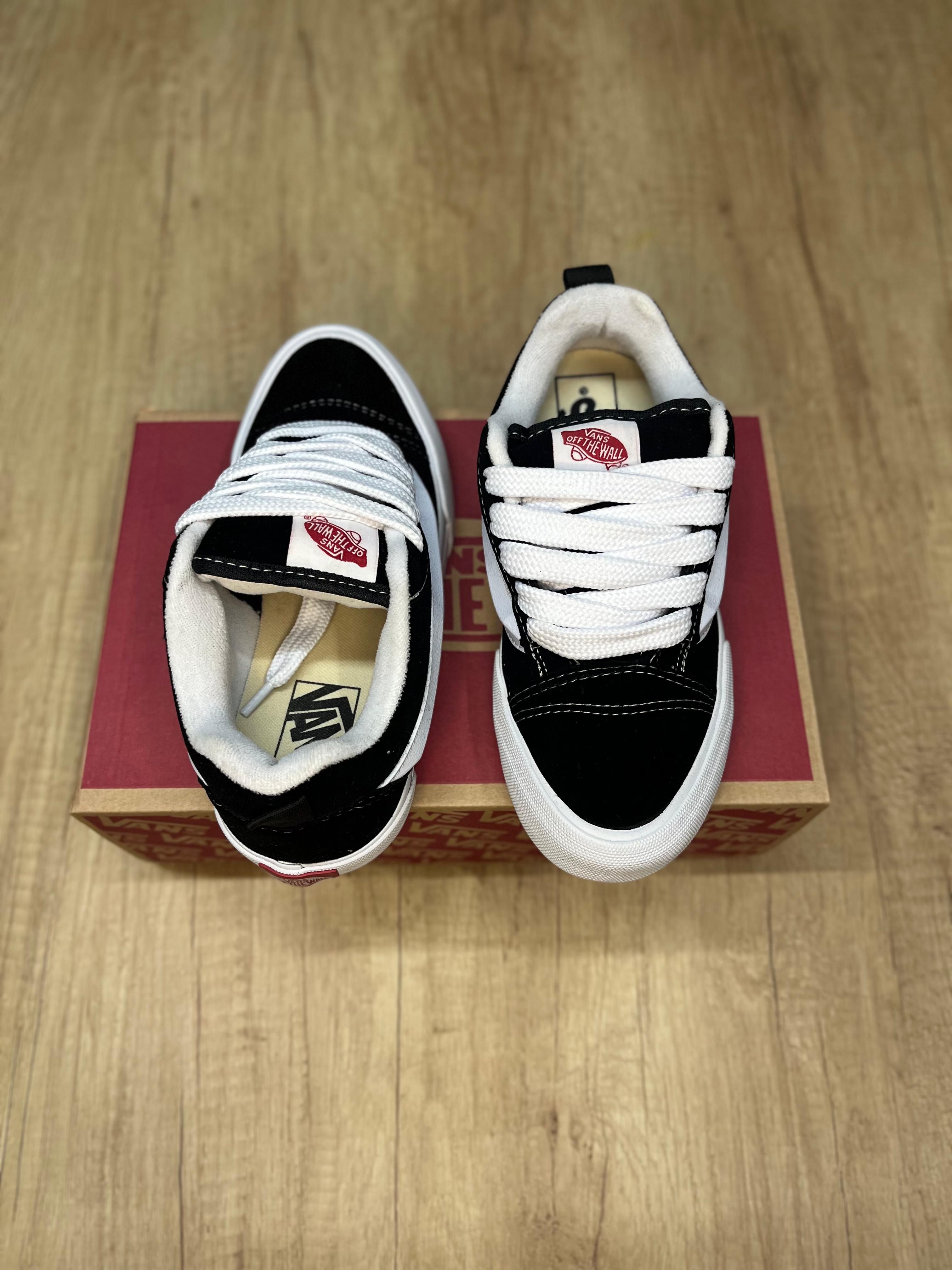 Vans KNU