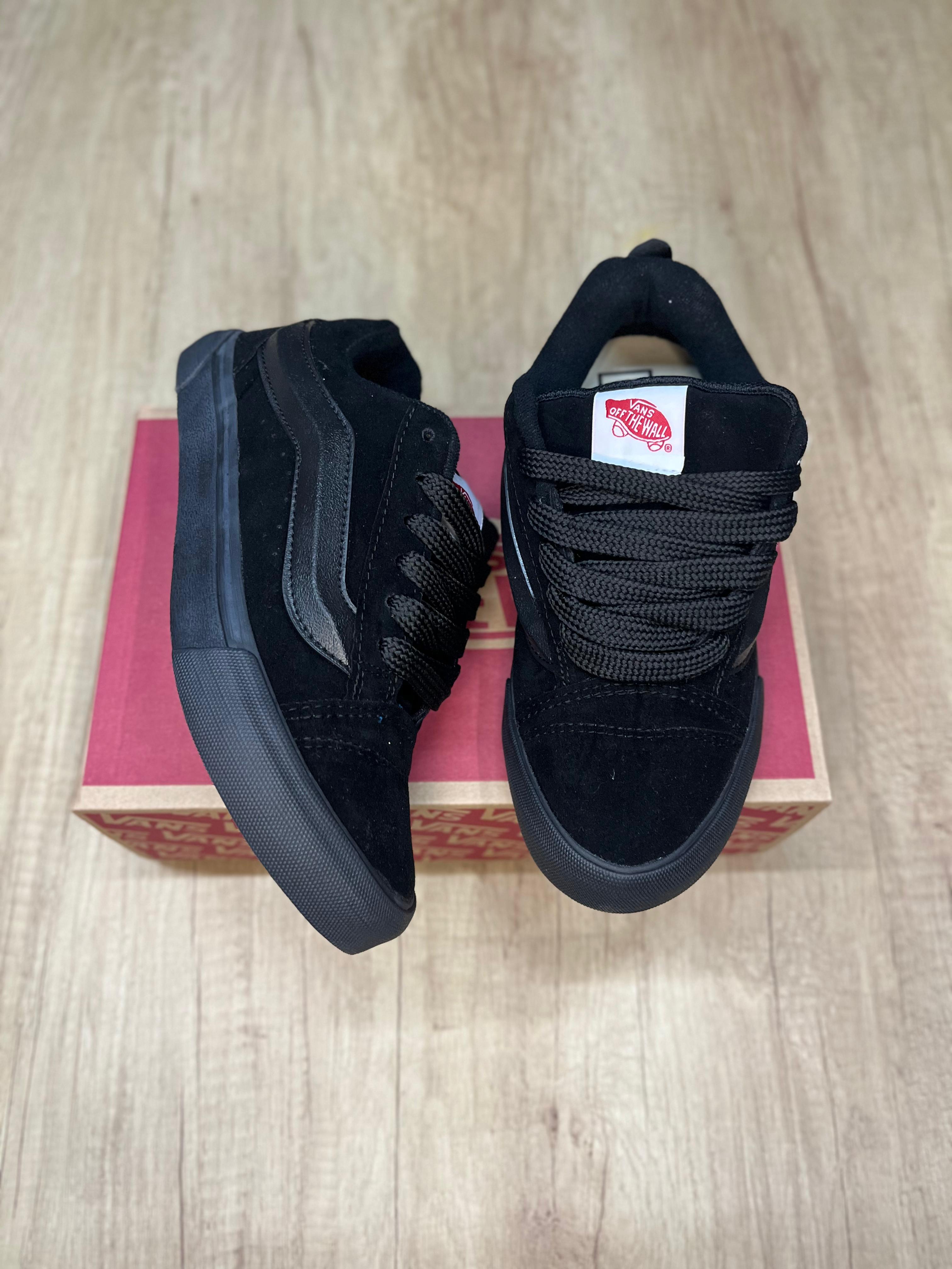 Vans KNU